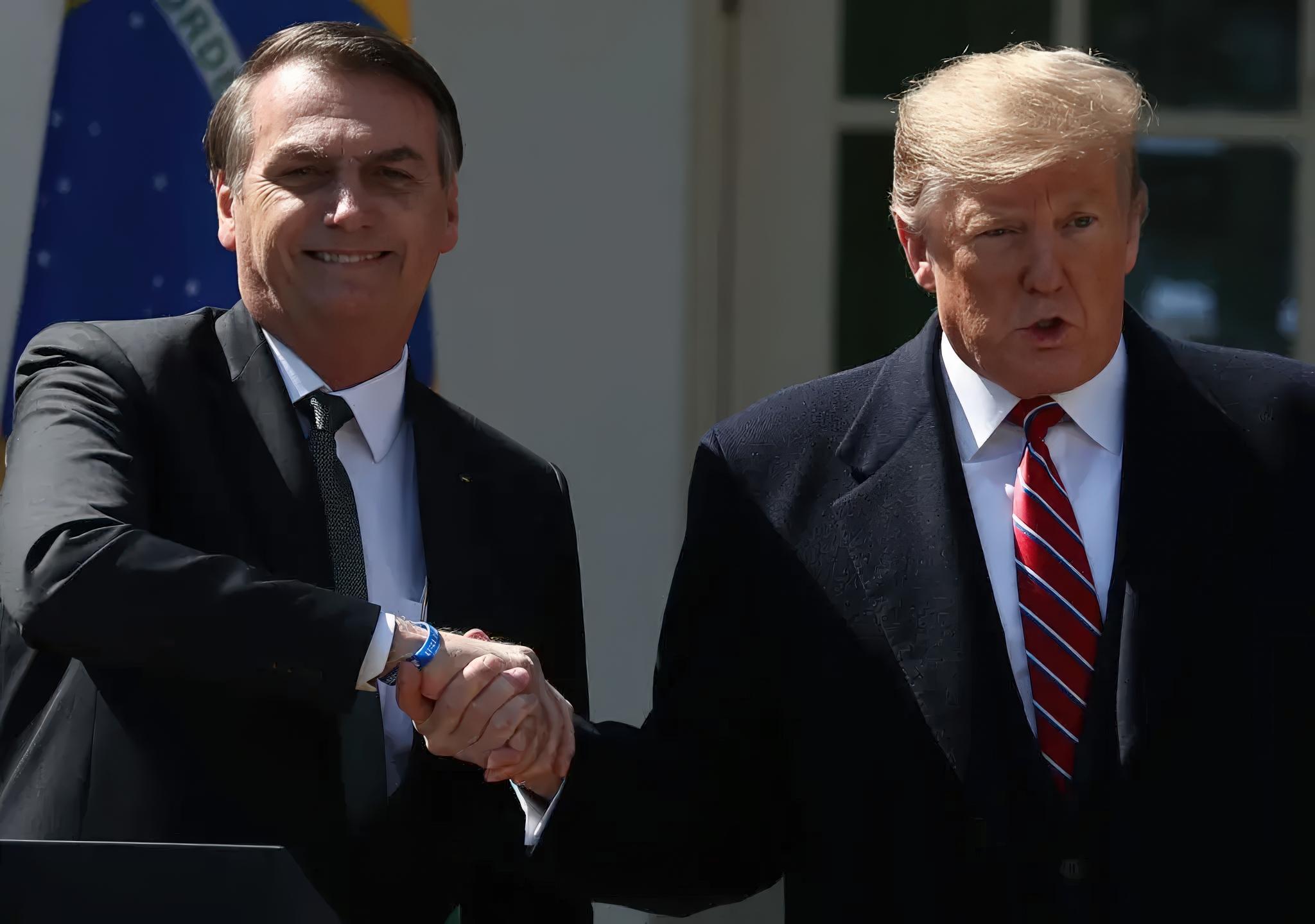 Donald Trump comenta prisão de Bolsonaro: ‘Não estava sabendo. É uma pena’